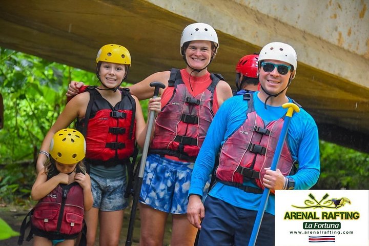 Balsa River White Water Rafting class 2/3 in Costa Rica
