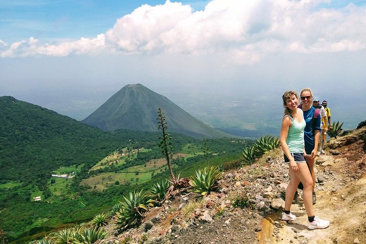 Volcan Santa Ana Hike+ Lago Coatepeque Viewpoint