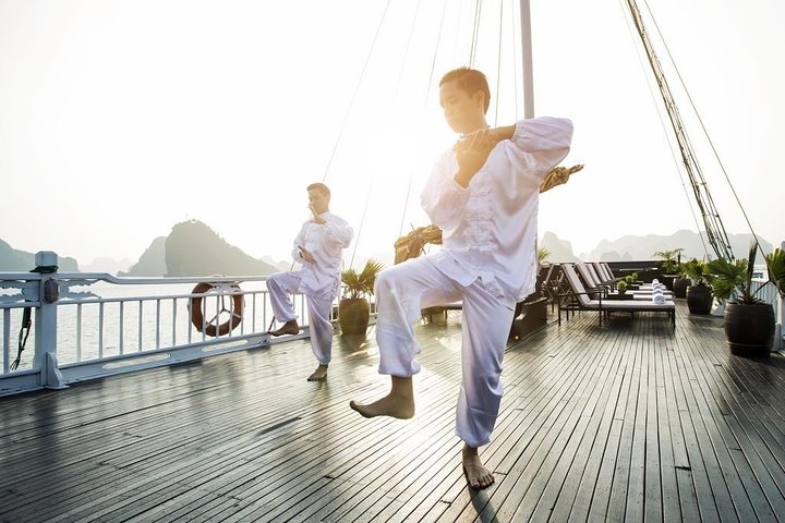 Halong Bay 2 Days 1 Night Cruise