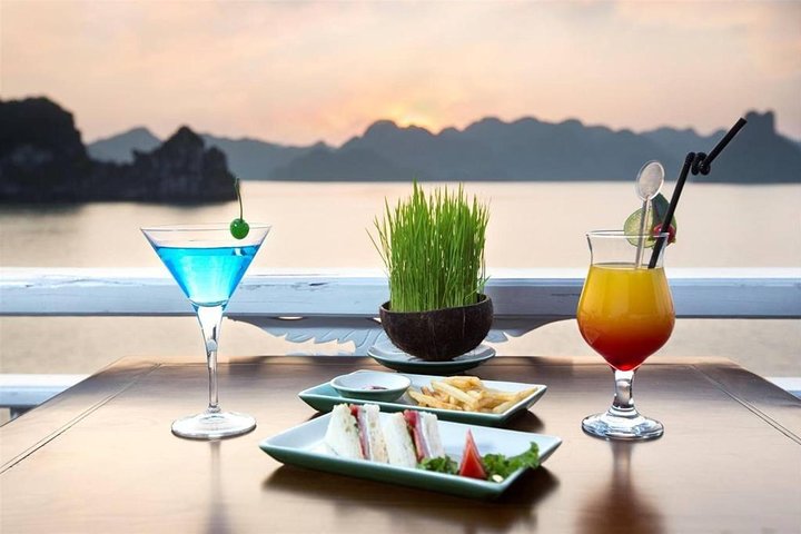 Halong Bay 2 Days 1 Night Cruise