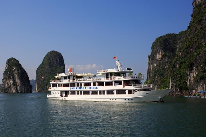Halong Bay 2 Days 1 Night Cruise