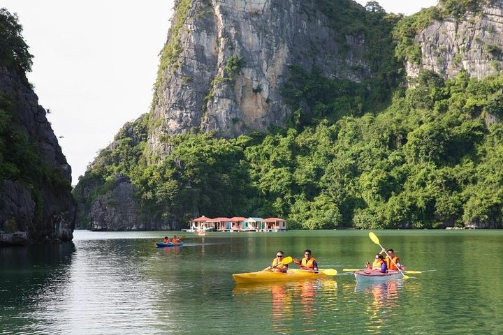 Halong Bay 2 Days 1 Night Cruise