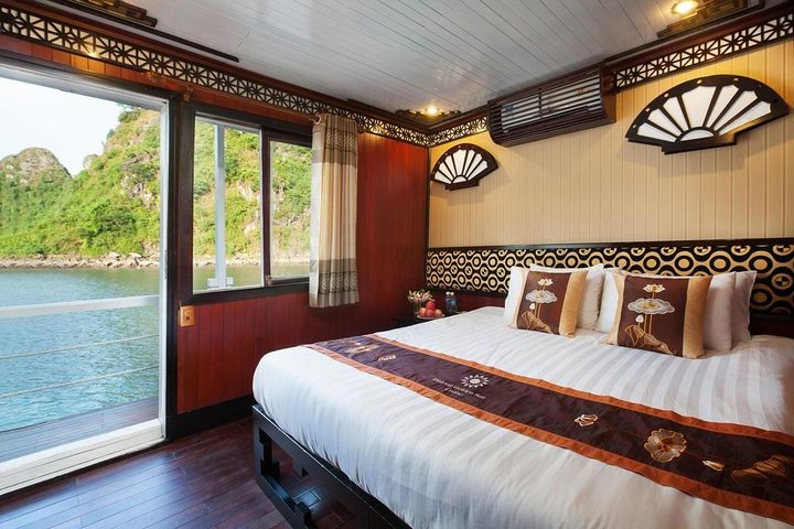 Halong Bay 2 Days 1 Night Cruise