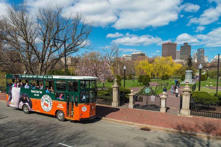 Boston Hop-On Hop-Off Trolley Tour with 13 Stops