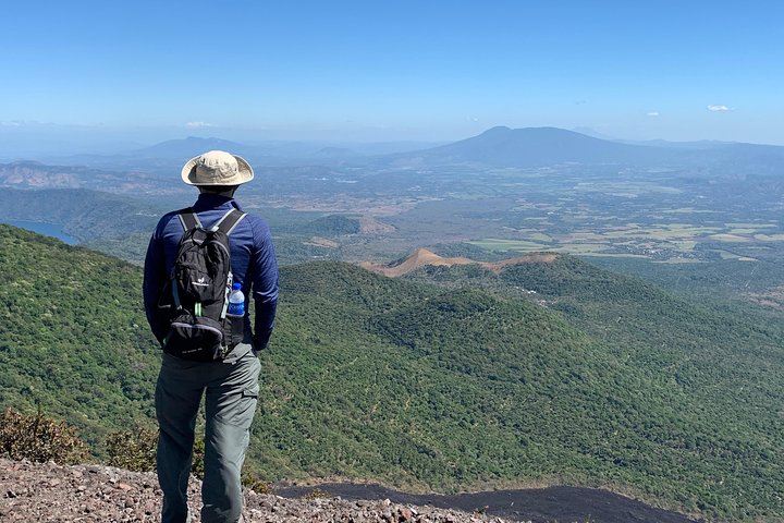 Private hike to active Izalco and Cerro Verde volcanoes. 2 volcanoes in one day!