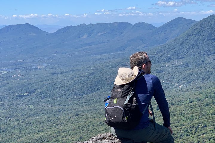 Private hike to active Izalco and Cerro Verde volcanoes. 2 volcanoes in one day!