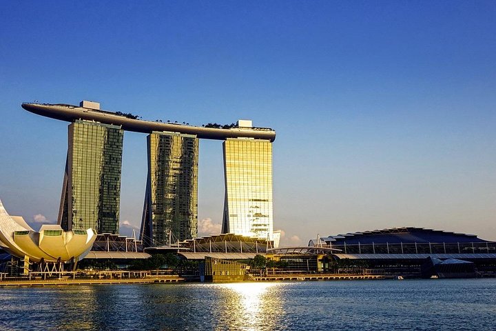 6 Hours - Singapore Tour in Private Car or Minibus with Driver