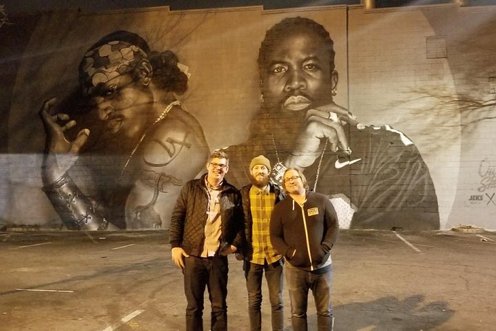City Lights Atlanta Night-Time Bus Tour with Photos & Dinner Stop