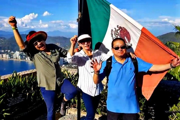 4 or 6Hr Discover Acapulco With a Fun Guide, Diver Show,Mex Lunch