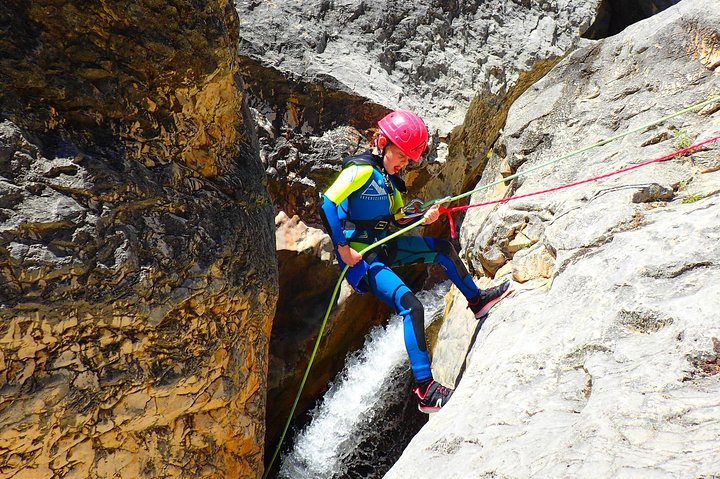 Canyoning for family and kids in Sierra de Guara