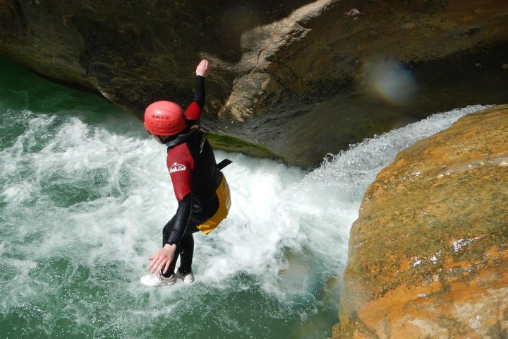 Canyoning for family and kids in Sierra de Guara