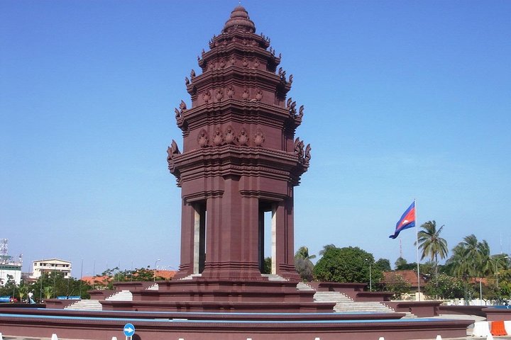 Sihanoukville to Phnom Penh by Private Car or Minivan