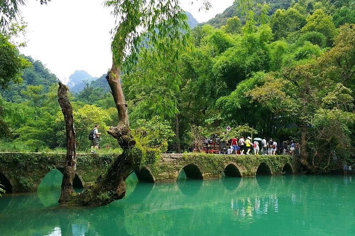 Private 5-Day Guizhou Tour Including Huangguoshu Waterfall And Xijiang