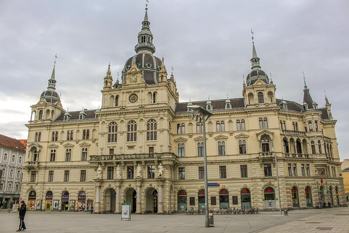 Historic Graz: Exclusive Private Tour with a Local