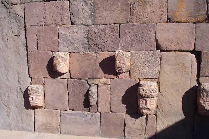 TIWANAKU - PUMA PUNKU, The cradle of andean civilizations