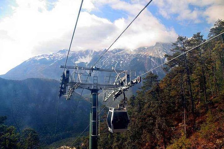 1-Day Private Tour to Lijiang Highlights