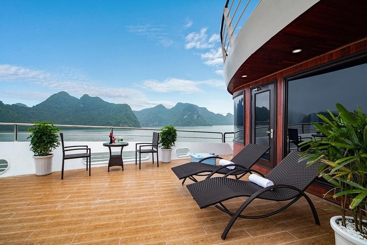 Top Tier: Overnight Ha Long Bay Cruise 5-Star, Balcony Cabin-2D1N