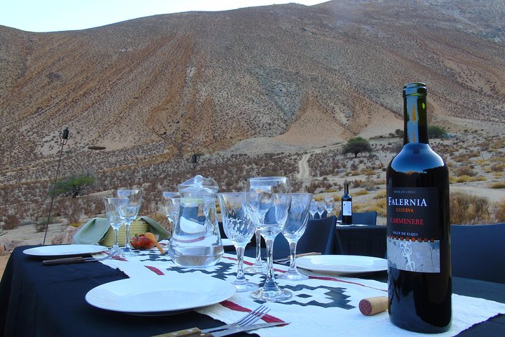 Dinner on the Mountain in the Style Migrants
