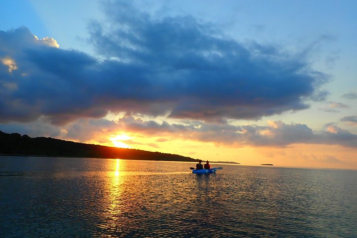 Okinawa Iriomote Sunrise SUP/Canoe Tour in Iriomote Island