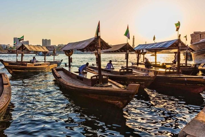 Old Dubai Shopping Tour (Textile, Spice and Gold Souq)