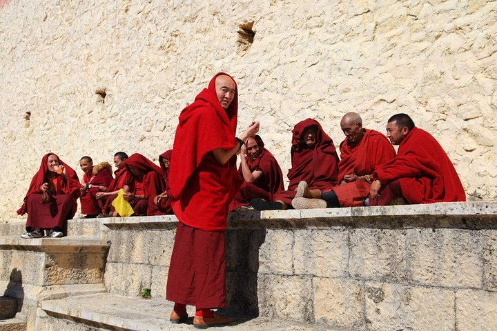 1-Day Shangri-La tour with Ganden Monastery, Napahai Lake and Tibetan Town