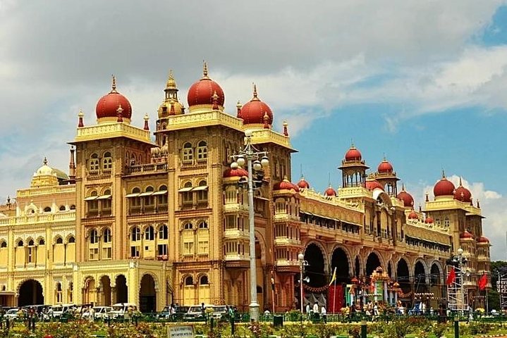 (Mysuru) Mysore Day Out - A Royal Experience Private Tour from Bangalore