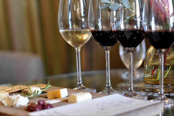 Full-Day Chocolate Cheese Olive and Wine Tour from Franschhoek