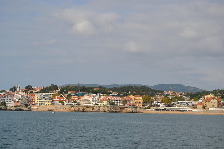 Cascais Private Sailing Cruise with a drink - Half day/full day