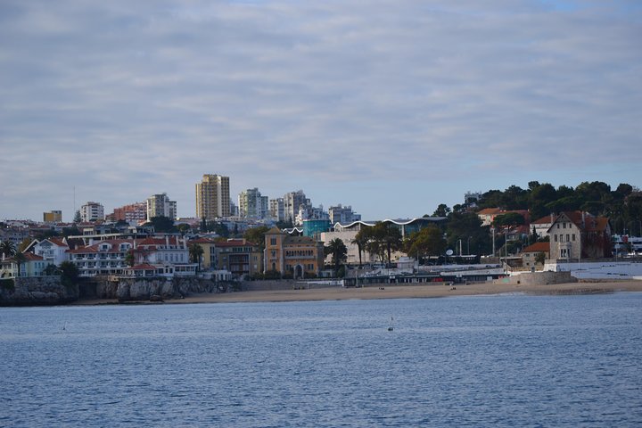 Cascais Private Sailing Cruise with a drink - Half day/full day