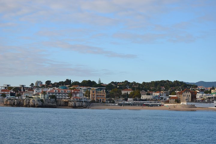 Cascais Private Sailing Cruise with a drink - Half day/full day
