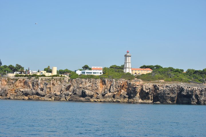 Cascais Private Sailing Cruise with a drink - Half day/full day