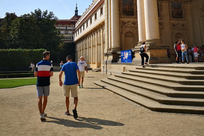 Discover Prague Private Tour - 3 hours