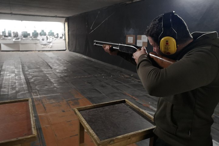Riga Gun Range: shooting with Winchester, Glock17, & Kalashnikov