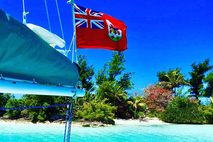 Private Catamaran charter Swim sail snorkel cliff jumping SUP