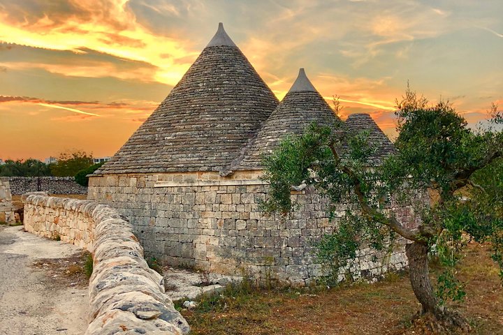 Tour Ebike Trulli Alberobello e Locorotondo