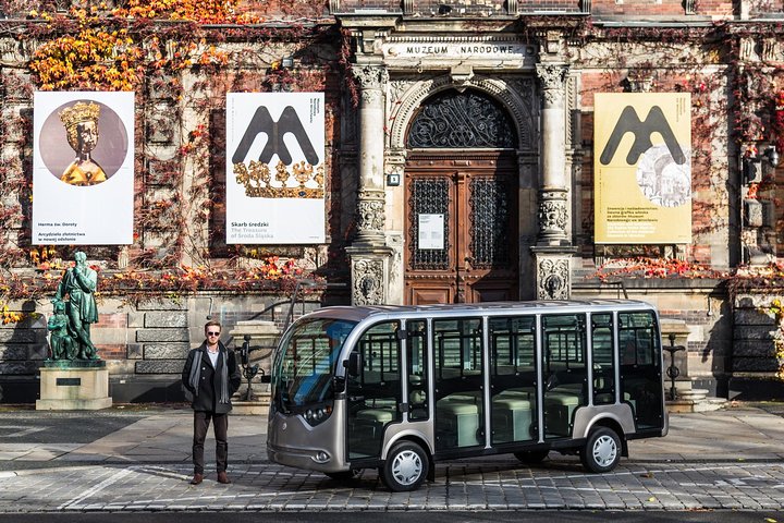 Wroclaw, 1- hour or 2-hours Group Tour by Electric Car