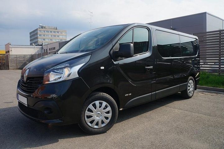 Limo service with English speaking driver