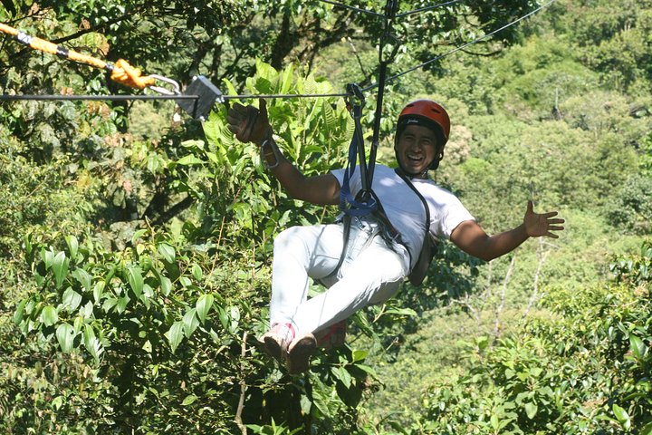 Mindo Ziplines Tours / Canopy Tour / Zip Line