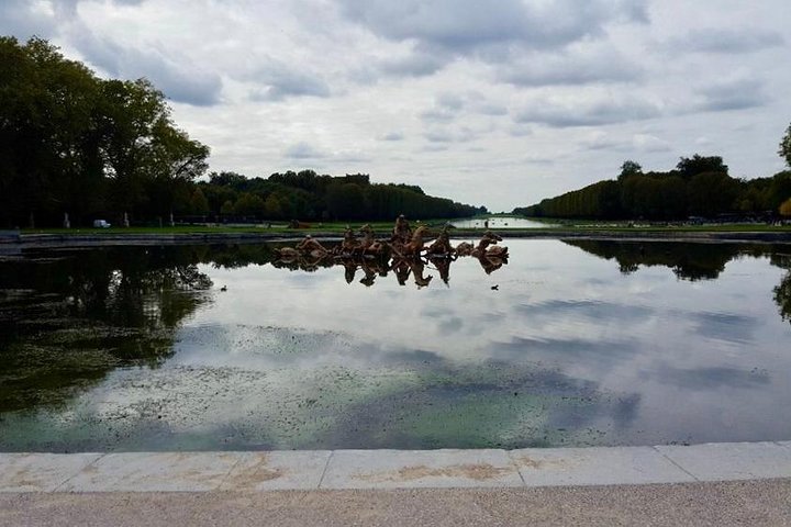Versailles Royal Palace & Gardens Private Tour by Golf Cart