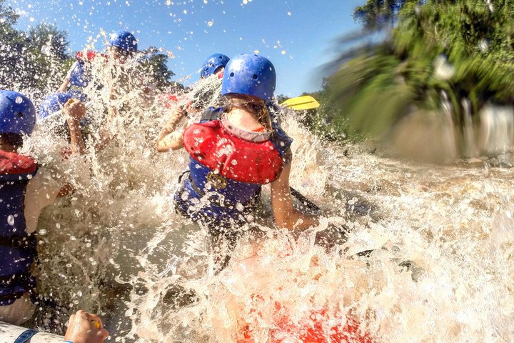 BEST White Rafting in Colombia Suarez 4/5