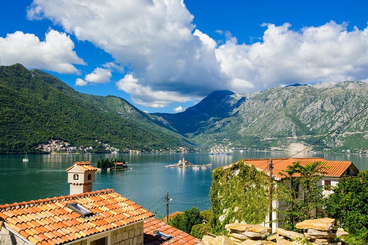 Kotor Private Boat Tour: Blue Cave & Lady of the Rocks (Up to 9)