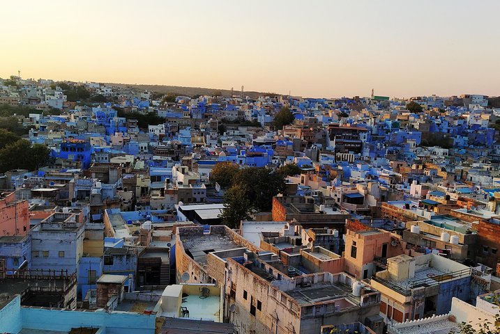 Mehrangarh Fort and Blue City Historic Tour with Local Guide