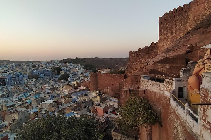 Mehrangarh Fort and Blue City Historic Tour with Local Guide