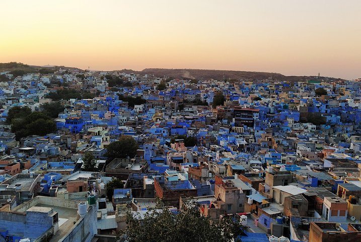 Mehrangarh Fort and Blue City Historic Tour with Local Guide