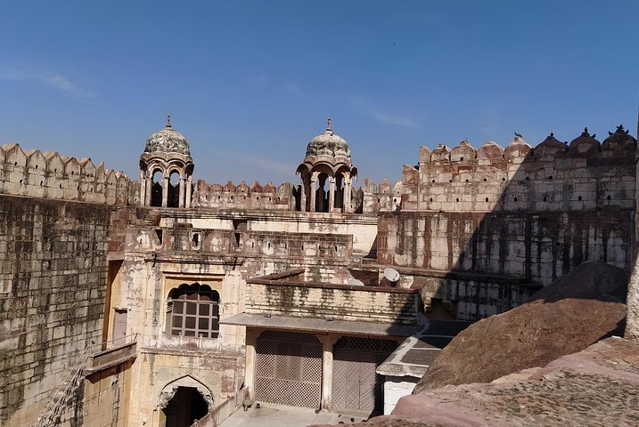 Mehrangarh Fort and Blue City Historic Tour with Local Guide