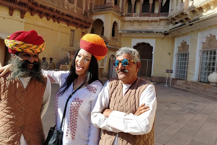 Mehrangarh Fort and Blue City Historic Tour with Local Guide