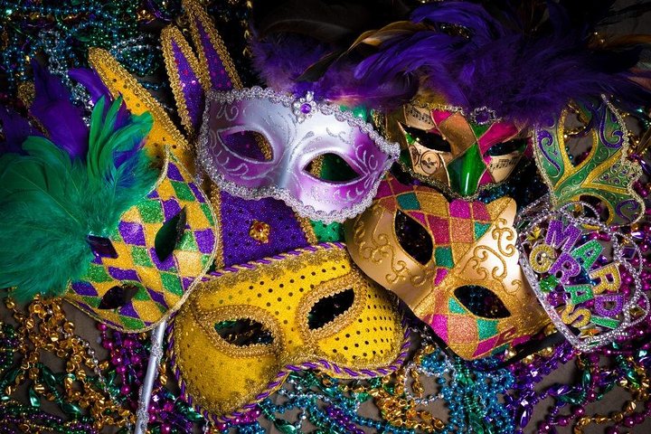 Astounding Scavenger Hunt: Parade Through Mobile!