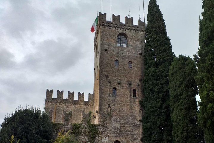 Full day Private Prosecco Tour, with certified Sommelier
