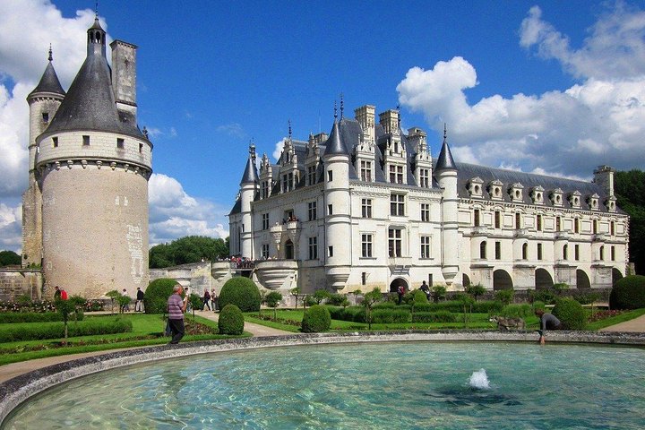Loire Valley Most Visited Castles Private Tour from Tours or Amboise