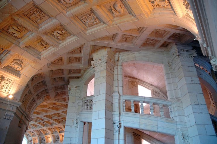 Day Tour of Chateaux of Chenonceau, Chambord & Caves Ambacia from Tours/Amboise